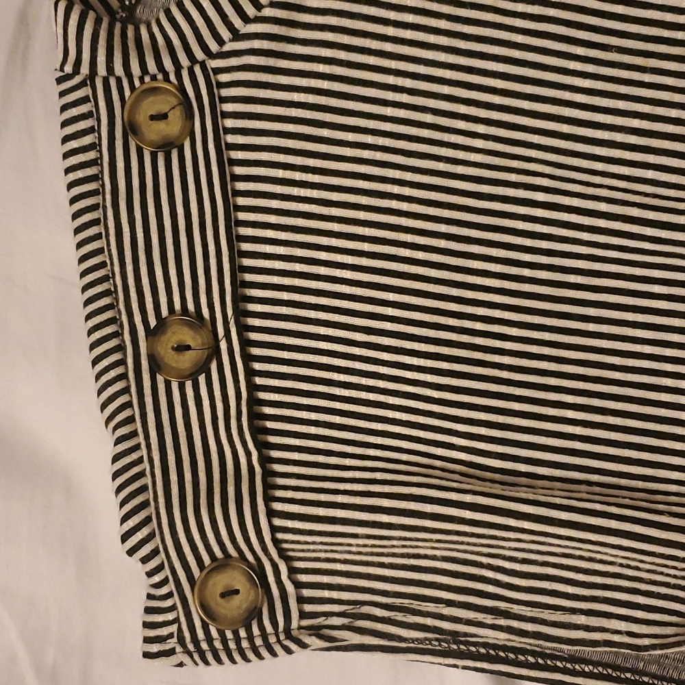 Cap sleeve stripped cotton blouse - Picture 6 of 6